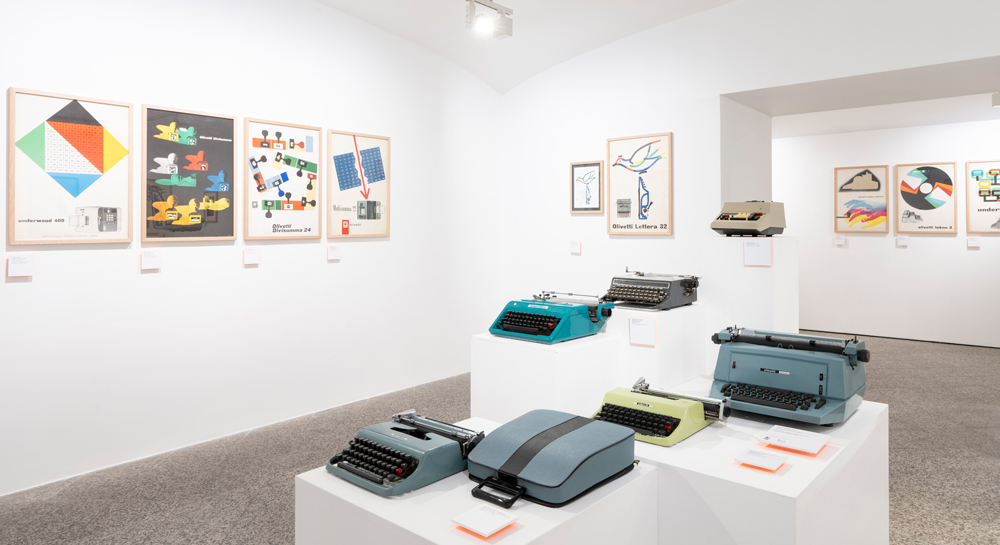 allestimento mostra Pintori